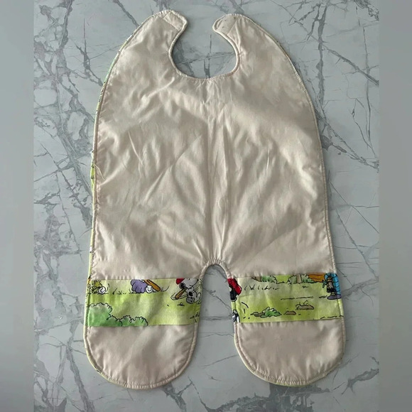 Charlie Brown & Peanuts Characters Baseball Lap Bib Handmade - Picture 2 of 3